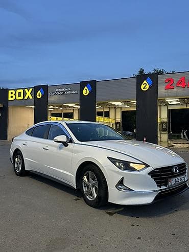 lf sonata: Hyundai Sonata: 2019 г., Газ, Седан — 4