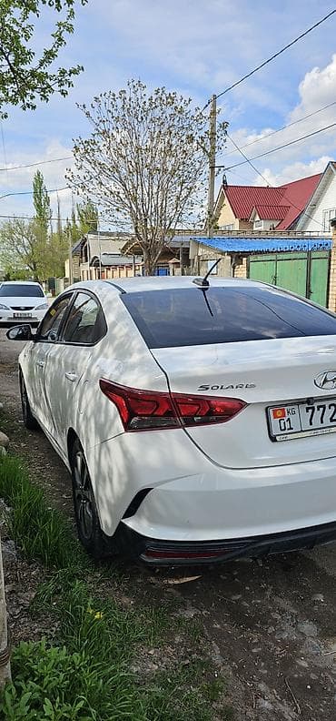 eclipse cross: Hyundai Solaris: 2021 г., 1.6 л, Автомат, Бензин, Седан — 3