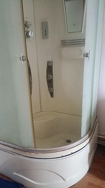 комната продаю: Сдаётся комната/небольшое жилое помещение с базовым оснащением. - — 2