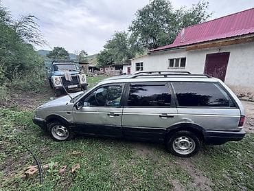 Volkswagen Passat Variant: 1988 г., 1.8 л, Механика, Бензин, Универсал — 4