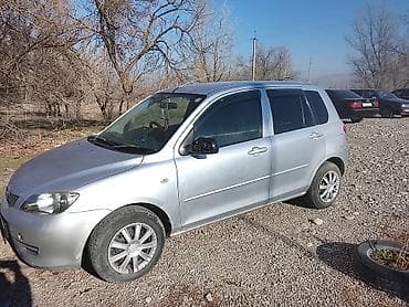 Mazda Demio: 2003 г., 1.3 л, Автомат, Бензин, Хэтчбэк
