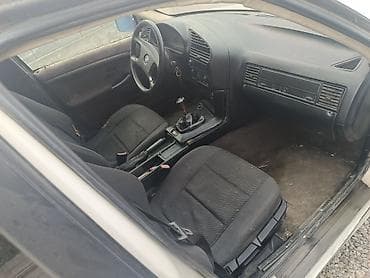 porter 2: BMW 3 series: 1992 г., Ручные, Седан — 1