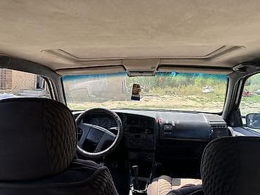 водный катер: Volkswagen Passat Variant: 1988 г., 1.8 л, Бензин, Универсал — 6