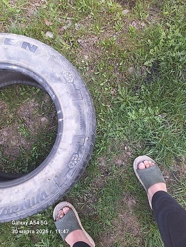 Шины 215 / 60 / R 16, Зима, Б/у, Запаска, Легковые, Nokian