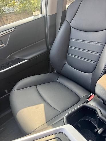 rav4: Toyota RAV4: 2024 г., 2.5 л, Автомат, Бензин, Кроссовер — 6