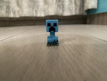 Спорт жана хобби: Мини-фигурка Крипера из мира Minecraft. - Материал: пластик - Цвет — 3