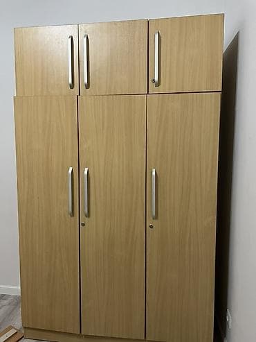 трехстворчатый шкаф с антресолью: Шифоньер, шкаф для одежды, Прямой, ЛДСП — 2