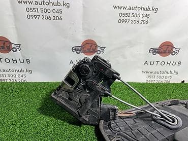 key maker: Замок двери Kia 2017 г., Б/у, Оригинал, Корея — 1
