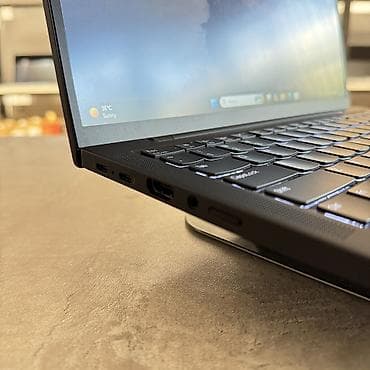 Техника и электроника: Для программирования, Б/у, Intel Core Ultra 7 — 3