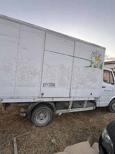 Унаа: Жеңил жүк ташуучу унаа, Mercedes-Benz, Стандарт, 3 т, Колдонулган — 3