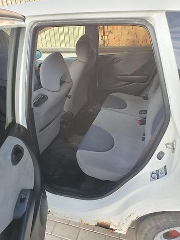 Транспорт: Honda Fit: 2002 г., 1.3 л, Автомат, Бензин, Хэтчбэк — 10