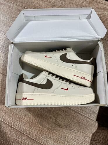 Мужские кроссовки, 42, Nike, Новый, цвет - Белый, Платная доставка, Самовывоз