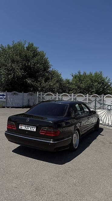 в 210: Mercedes-Benz E-Class: 2001 г., 4.3 л, Автомат, Газ — 2