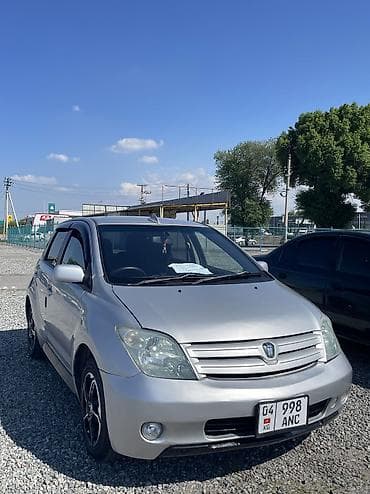 опел астра 1992: Toyota Ist: 2003 г., 1.5 л, Автомат, Бензин, Хэтчбэк — 3