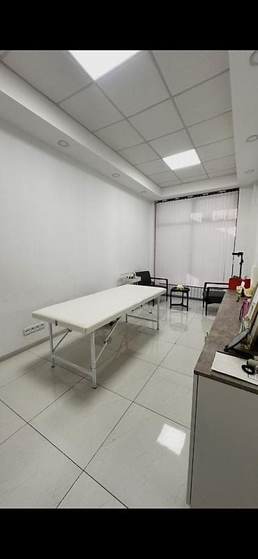 вагончик жилой: Срочно сдаём два кабинета в аренду. Можно арендовать как вместе, так и — 3