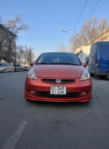 Honda Fit: 2008 г., Хэтчбэк