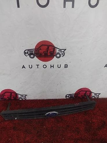 aero: Решетка радиатора Ford 2001 г., Б/у, Оригинал — 1