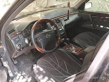 Mercedes-Benz E-Class: 2002 г., Автомат, Бензин, Седан — 2