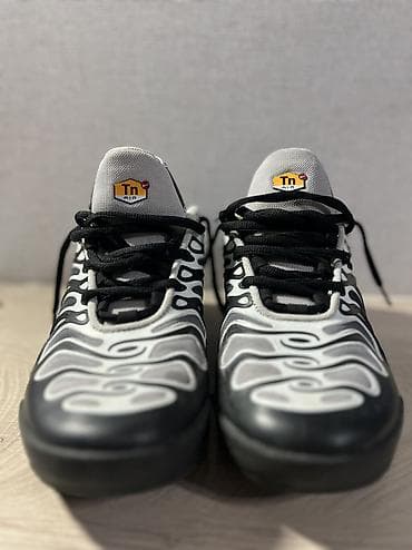 Туфлилер: Эркектердин кроссовкасы, 41, Nike, Колдонулган, түсү - Ак, Өзү алып кетүү, Акылуу жеткирүү — 5