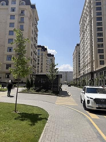 3 комнаты, 137 м², Асанбай мкр Элитка, 4 этаж, ПСО (под самоотделку)