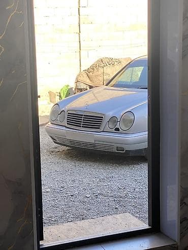 mers c class: Mercedes-Benz E-Class: 1999 г., Седан — 2