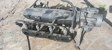 головка двигателя: Головка блока цилиндров Nissan + впускной коллектор. на QR 20 — 6