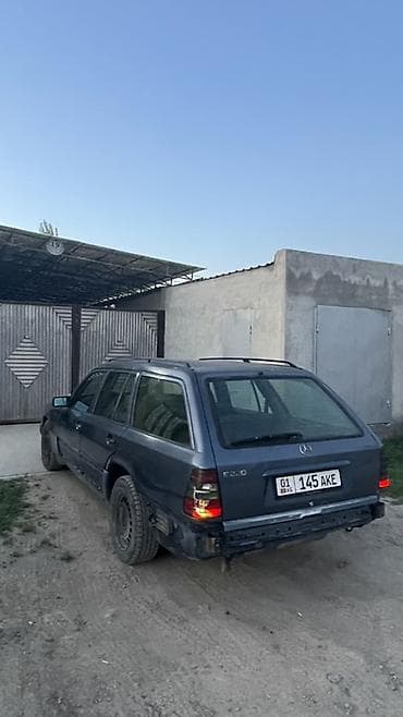 домик вагон: Mercedes-Benz W124: 1991 г., 2.2 л, Бензин, Универсал — 6