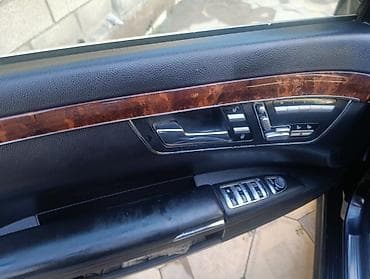 мэри: Mercedes-Benz S-Class: 2006 г., 5.5 л, Автомат, Бензин, Седан — 4