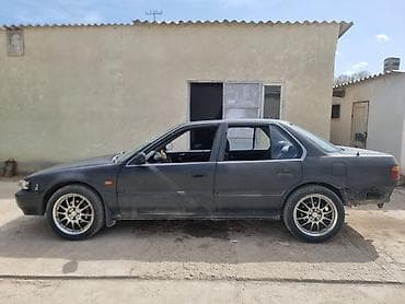 акорд 1991: Honda Accord: 1990 г., 2 л, Механика, Бензин, Седан — 8