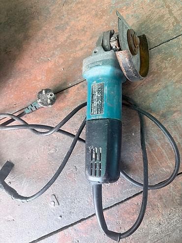 Б/у, От электросети, Makita, 850 Вт, 11000 об/мин