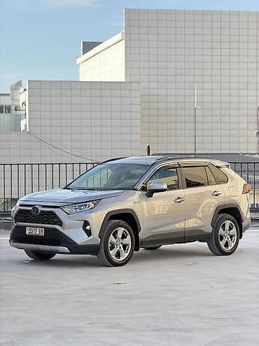 initial d: Toyota RAV4: 2020 г., Автомат, Гибрид, Кроссовер — 1