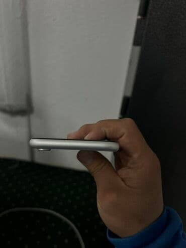 задняя крышка iphone: IPhone Xr, Б/у, 64 ГБ, Белый, 78 % — 5