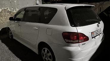 2 8: Toyota Ipsum: 2002 г., 2.4 л, Автомат, Бензин, Минивэн — 9