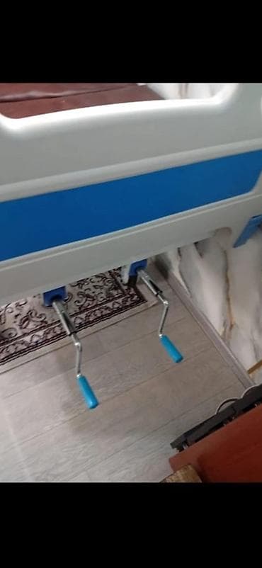 мед кровать: Медицинская функциональная кровать с механическими приводами - Тип — 3