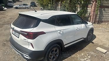 джили авто: Kia Seltos: 2021 г., Кроссовер — 1