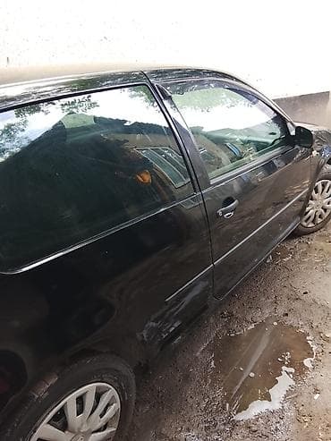 Volkswagen Golf: 2000 г., 1.6 л, Автомат, Бензин, Хэтчбэк — 3