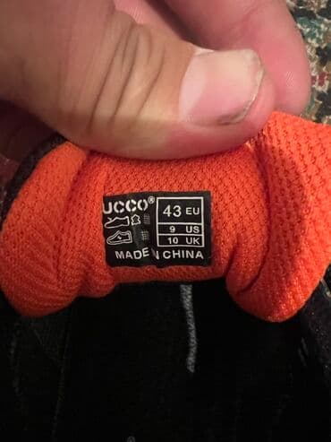 massimo dutti кроссовки мужские: Кроссовки ECCO (модель трекингового/аутдор стиля) - Размер: 43 EU (9 — 2