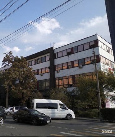 официант в бар: Пуговичница. Мега Комфорт ТЦ — 1