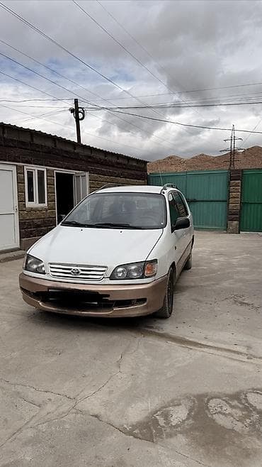 kia carneval: Toyota Picnic: 2000 г., Минивэн — 1