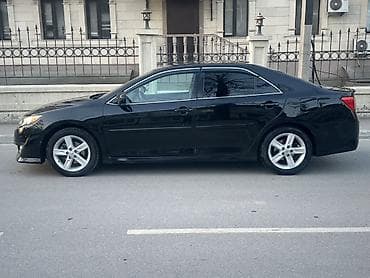 mazda titan: Toyota Camry: 2014 г., 2.5 л, Автомат, Бензин, Седан — 2