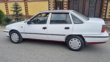 mazda bongo: Daewoo Nexia: 1995 г., 1.5 л, Ручные, Седан — 4