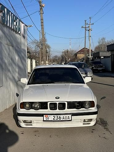 BMW 5 series: 1990 г., 2.5 л, Механика, Бензин, Седан at lalafo.kg BMW 5 series: 1990 г., 2.5 л, Механика, Бензин, Седан
