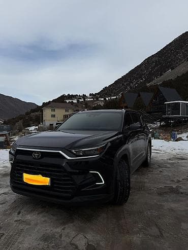 prius v: Toyota Grand Highlander: 2024 г., Кроссовер — 4