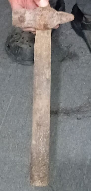 тележку удобная: 1.Топор СССР-1000 с
2.Кувалды-2000 с
3.Молоток-250 с
4.Кирки-700 с — 3