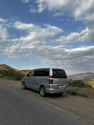 тайота нох: Toyota Noah: 2003 г., 2 л, Автомат, Бензин, Минивэн — 3