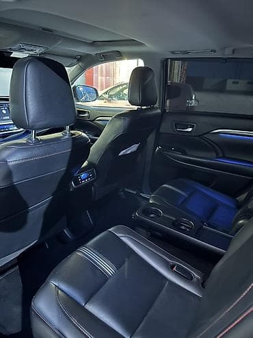 prius v: Toyota Highlander: 2019 г., 3.5 л, Автомат, Бензин, Кроссовер — 5