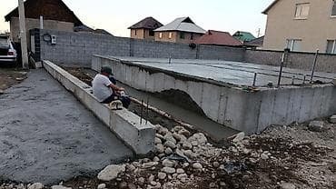 Кыймылсыз мүлк: Одноэтажный кирпичный дом с участком и капитальным ограждением - Тип — 6