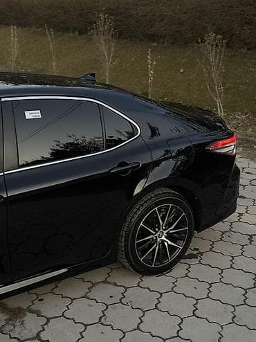 ош продается автомобиль: Toyota Camry: 2021 г., 2.5 л, Автомат, Бензин, Седан — 8
