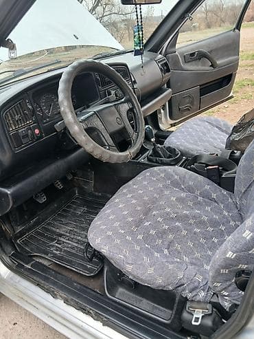 топливный бак пассат: Volkswagen Passat: 1992 г., 1.8 л, Механика, Бензин, Универсал — 2