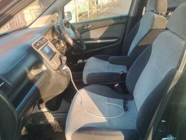 Продажа авто: Honda Stream: 2003 г., 1.7 л, Автомат, Бензин, Минивэн — 8